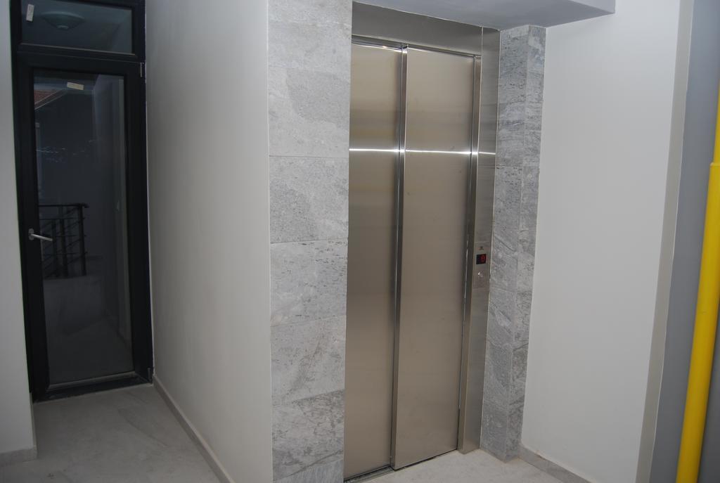 Apartament Luxury - Promenada Mall Craiova Zimmer foto